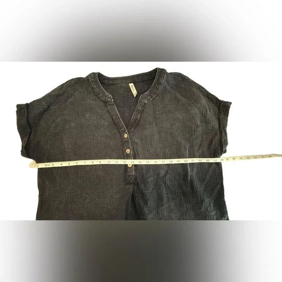 Chic Soul Women’s 2X/3X Cute And Carefree Top, Ash Black Plus Size Short Sleeve - Picture 11 of 11